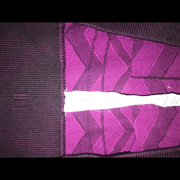 Lululemon tights - Picture 3 of 4